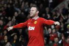 Rooney má jednat o přestupu do PSG