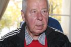 Skvělý fotbalista a ještě lepší člověk. Tak nějak by se podle vyprávění pamětníků dal charakterizovat Josef Masopust, první český držitel Zlatého míče, který v pondělí ve věku 84 let odešel do fotbalového nebe.