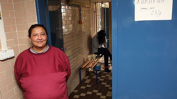 Chceme z vězňů vytvořit samostatné jedince, kteří se můžou přestěhovat vedle vás a nebudou škodit, říká ředitelka ženské věznice Gabriela Slováková.