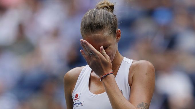 Finále US Open bylo plné zvratů, oči por pláč nakonec zbyly Karolíně Plíškové.