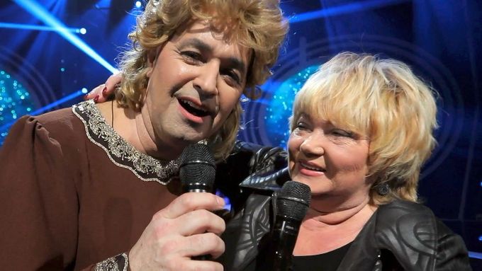 Věra Špinarová překvapila v televizní show Dejdara. Bylo to jedno z posledních vystoupení zpěvačky.