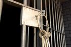 Muže, který na Semilsku uškrtil svou matku provazem, poslal soud na 13 let do vězení