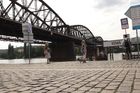 Železniční most na Výtoni zůstane kulturní památkou. Podle ministerstva se dá opravit