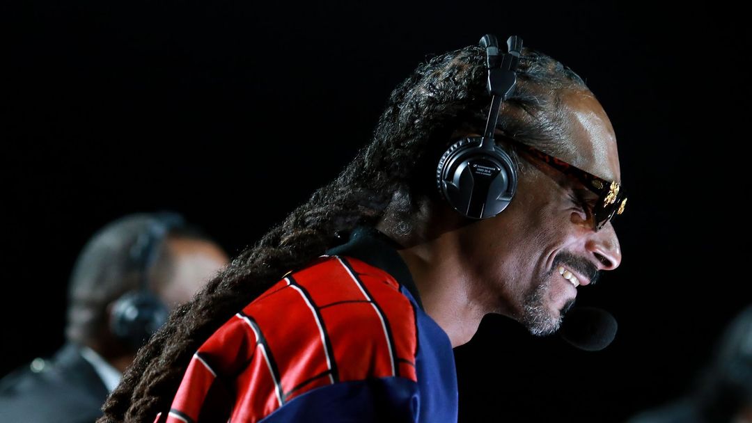 Box Mike Tyson - Roy Jones junior (2020): Snoop Dogg.