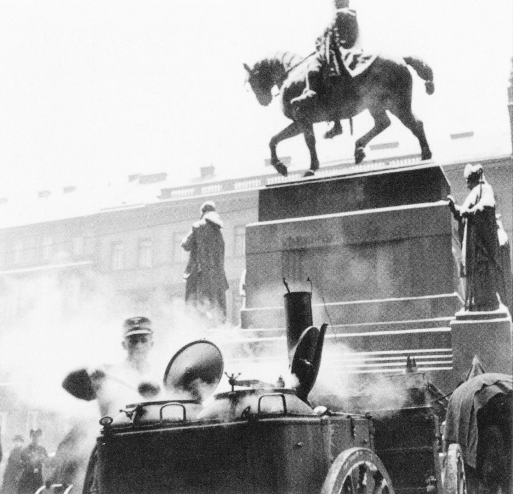 Jednorázové užití / Fotogalerie / 80 let od okupace Československa / 1939 / Kniha