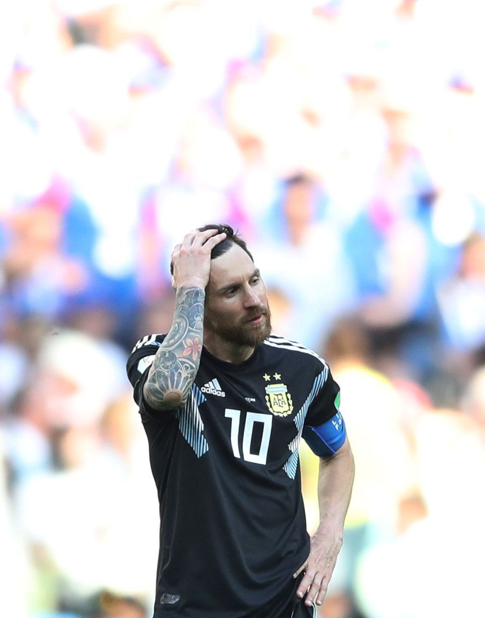 Zklamaný Lionel Messi po zápase Argentina - Island na MS 2018