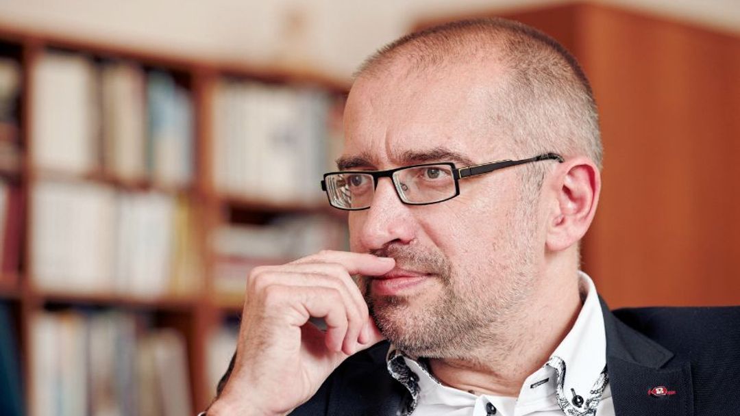 Rektor MUNI Mikuláš Bek: Nezměnil se studentský život, jen kvalita alkoholu