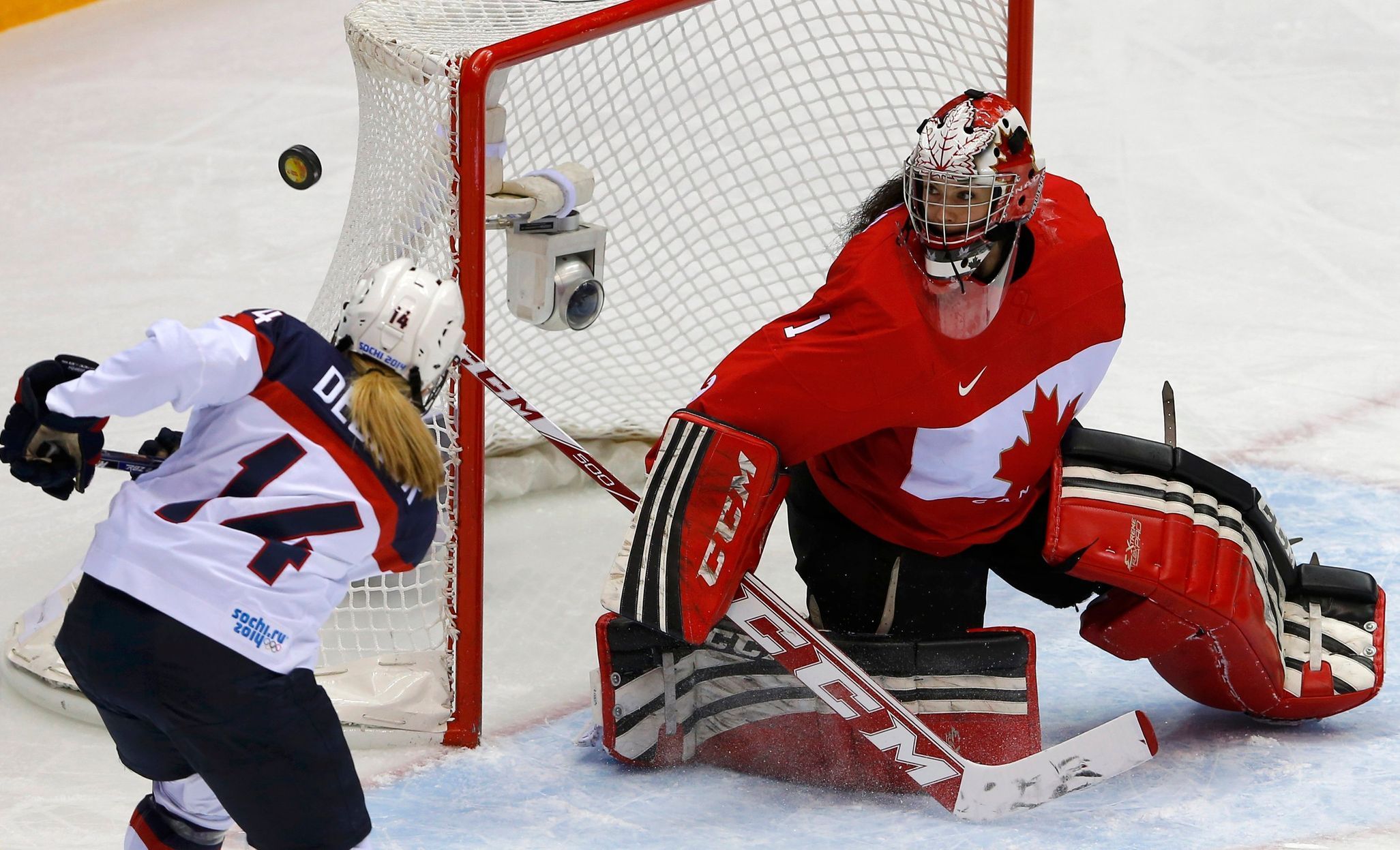 Soči 2014: Kanada - USA, Deckerová, Szambadosová (hokej, ženy, finále)