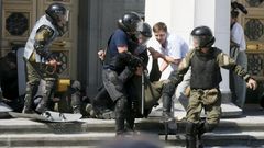 Výbuch granátu před ukrajinským parlamentem
