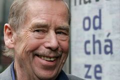 Former Czech president Havel starts to film his Leaving