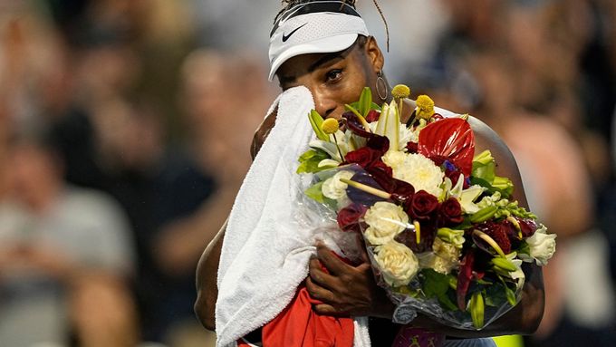 Serena Williamsová a její loučení v Torontu před dvěma týdny.