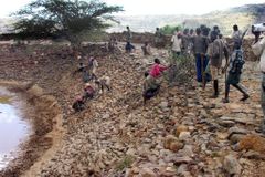 HRW: Etiopie kvůli plantážím vystěhovává statisíce lidí