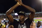 Legenda říká sbohem, Bolt začal rozlučku s kariérou na Jamajce. Tleskalo mu 30 tisíc lidí