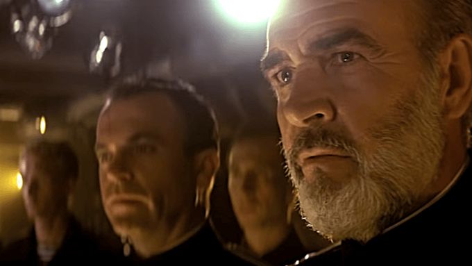 Ve filmu Hon na ponorku ztvárnil Sean Connery litevského kapitána Marka Ramiuse.