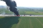 Na D1 u Měřína hořel kamion, škoda je půl milionu korun