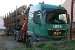 Další insolvence dřevařského obra, peníze chce banka