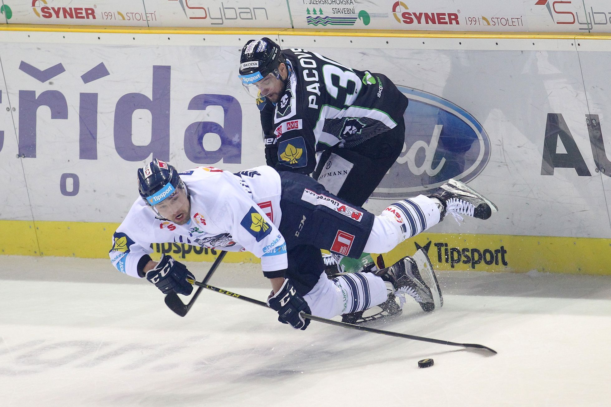 Bílí Tygři Liberec - BK Mladá Boleslav, semifinále extraligy 2016