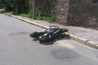 Motocyklista nepřežil na Trutnovsku náraz do sloupu