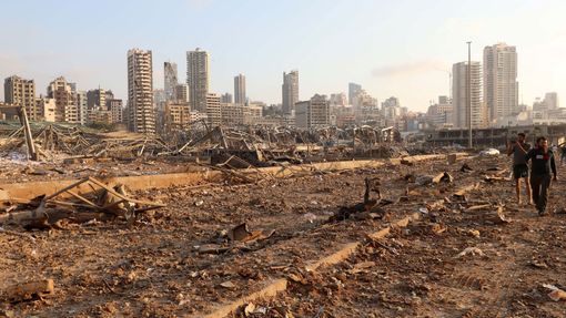 Následky výbuchu v Bejrútu.