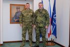 Vrchní velitel ozbrojených sil Ukrajiny Valerij Zalužnyj a náčelník Generálního štábu Armády České republiky Aleš Opata.
