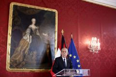 Rakouský prezident utrpěl zranění pánve, je v nemocnici