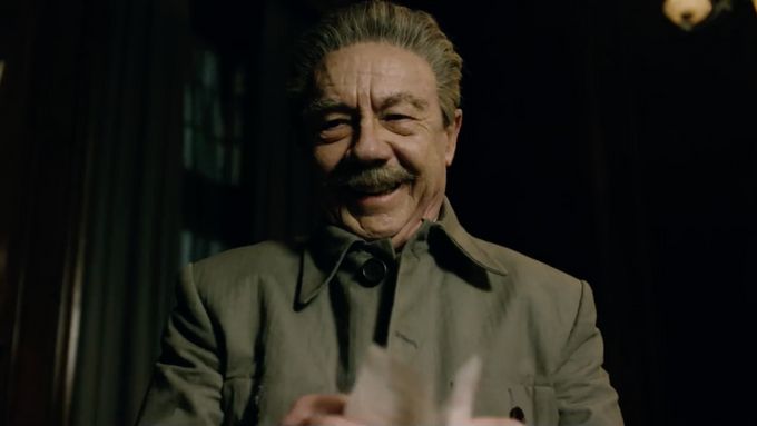 Trailer britsko-francouzské černé komedie The Death of Stalin (Stalinova smrt)