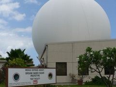 Radar na Marshallových ostrovech, který se má z Pacifiku přesunout do Brd