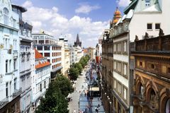 Pražské Příkopy jsou 19. nejdražší ulicí světa, nedalekou Pařížskou poráží masovostí