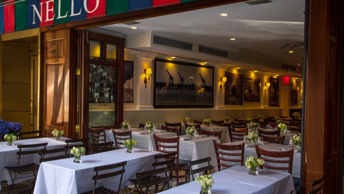 V luxusní newyorské restauraci Nello nesmí ženy jíst o samotě u baru