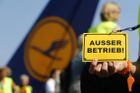 Stávka v německé Lufthanse pokračuje. S rušením letů se počítá i v sobotu