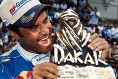 Dvojnásobný vítěz Dakaru Attíja skončil už po třech etapách