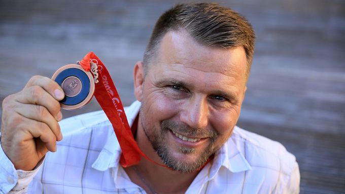 Marek Švec převzal bronz z olympiády v roce 2008.