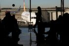 Zpřísněte kontroly pilotů a uvolněte lékařské tajemství, říká závěrečná zpráva o havárii Germanwings
