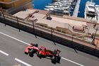 Charles Leclerc ve Ferrari při VC Monaka 2021