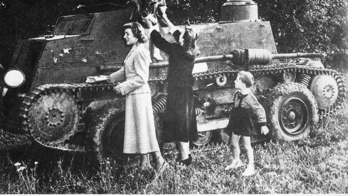 Fotky: Tak vypadala cesta Češky v Tanku svobody za americkým přítelem