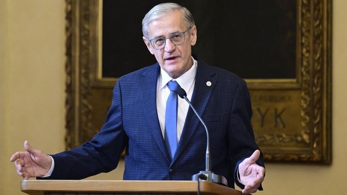Nově zvolený rektor Univerzity Karlovy Jiří Zima.