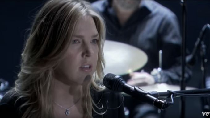Diana Krall - Fly Me To The Moon (