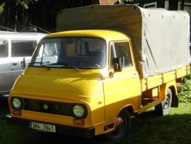 Škoda 1203 - valník