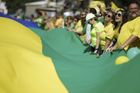 Tisíce Brazilců demonstrují, žádají demisi prezidentky