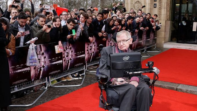 Zemřel Stephen Hawking. Svůj odkaz zanechal také v mnoha filmech a seriálech