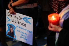 Další vražda ženy otřásla Británií. Ulice nejsou bezpečné, zlobí se veřejnost