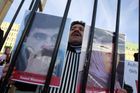 Íránský protest tvrdě ukončila policie, vůdce zavřela