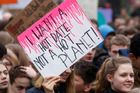 Lidé spustili masové vymírání, tvrdí studenti a zveřejnili požadavky za lepší klima