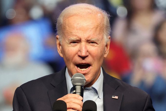 Demokratické kandidáty přijel podpořit prezident Joe Biden.