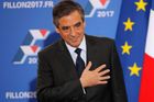 Podle průzkumu by volby ve Francii vyhrál Fillon, šance Hollandea i Vallse jsou mizivé