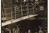 Slavná fotografie "Podpalubí" od Alfreda Stieglitze z roku 1907.