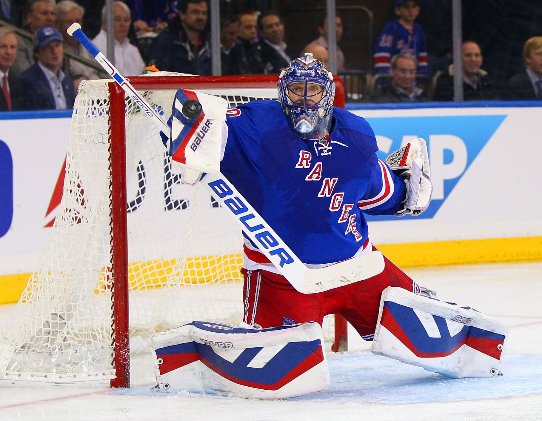 Henrik Lundqvist (New York Rangers) v NHL 2014-15