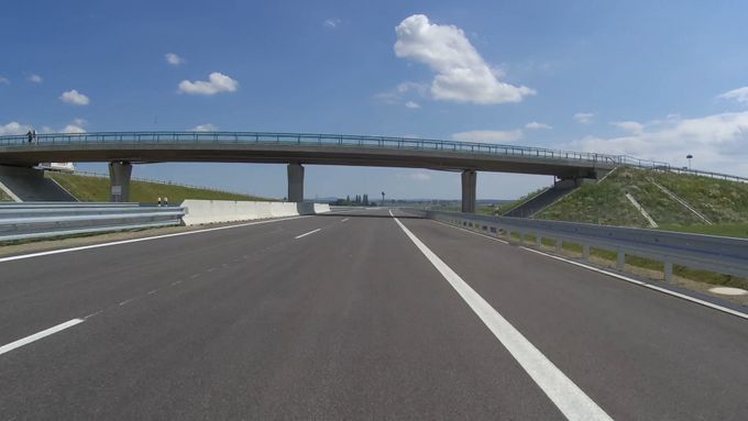 Projeli jsme nový úsek dálnice D3 z Bošilce do Ševětína