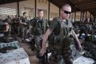 Do Mali míří další vojáci, Francie jich pošle až 2500