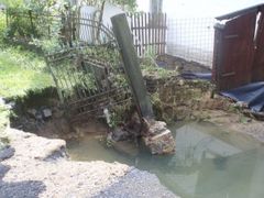 Škody po povodni v Radčicích a Krásné Studánce u Liberce